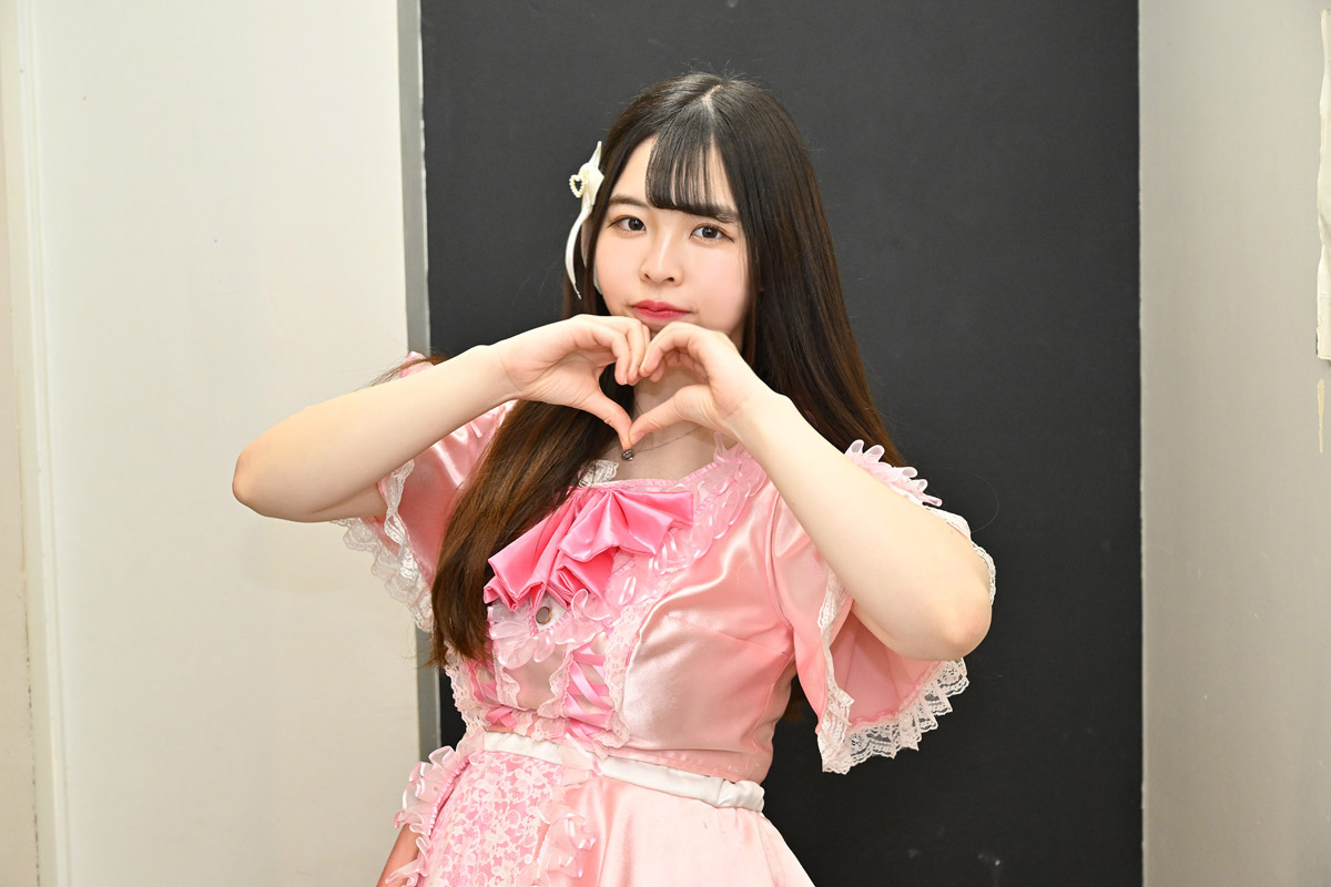 愛月りさ