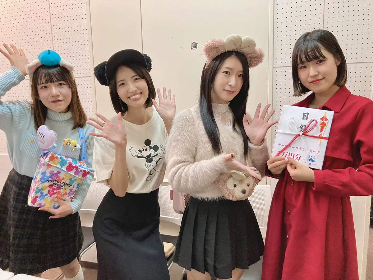 夢乃なこ、水谷彩咲、上原りせ、春沢リリな