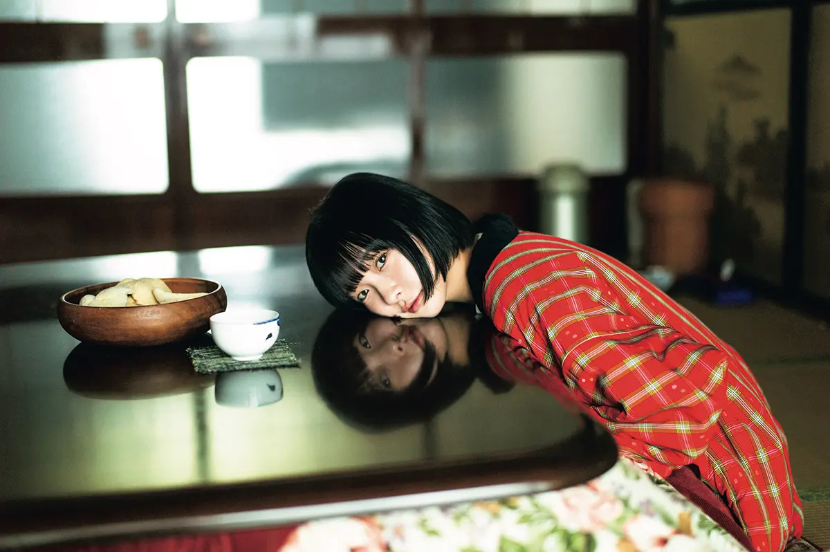 now(ExWHYZ)フォトブック「やみつきガール」