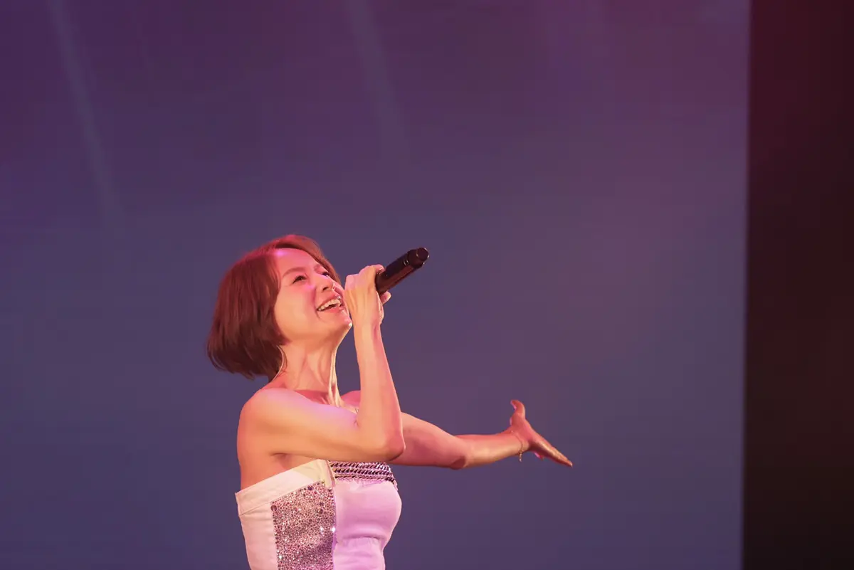 鈴木亜美 