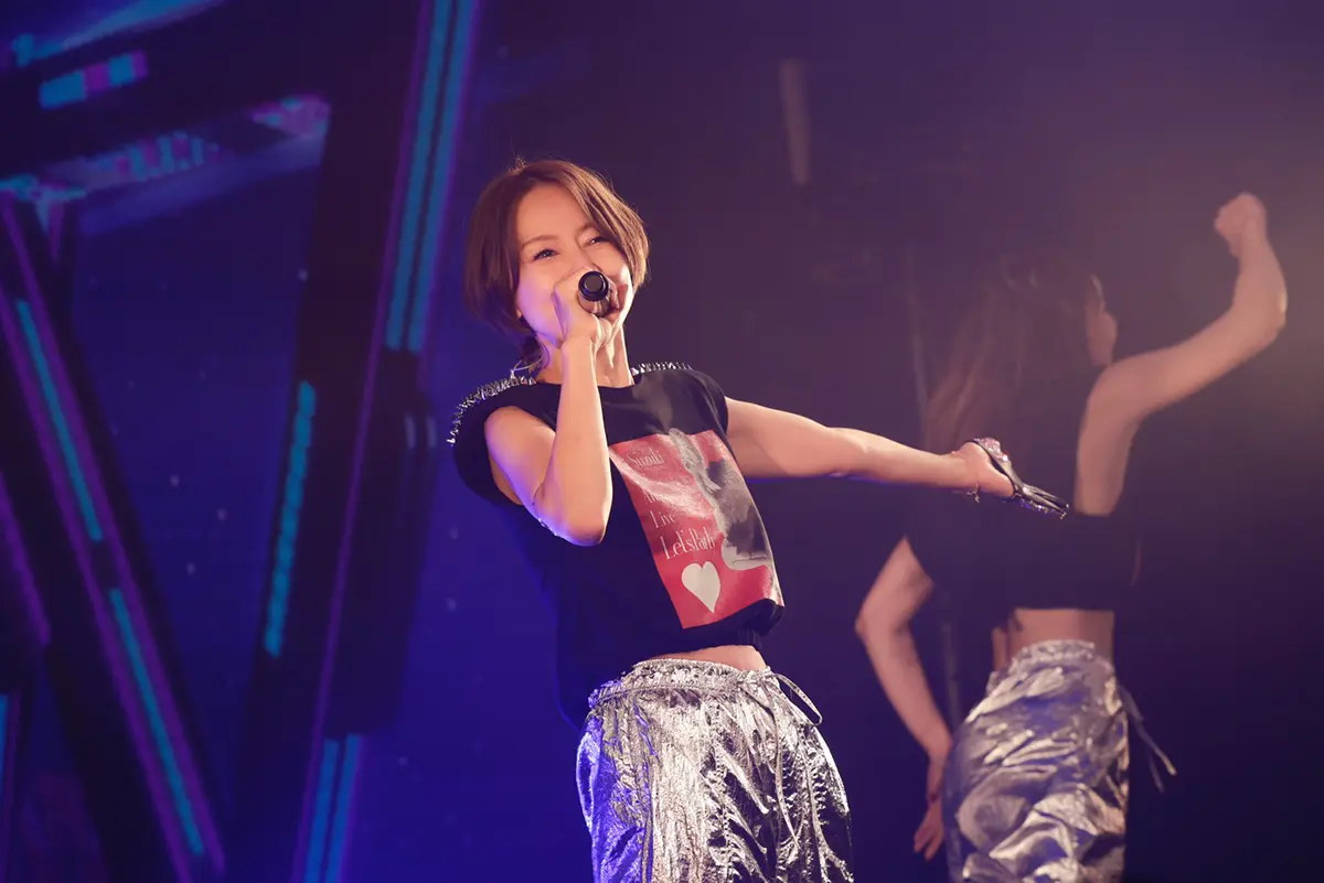 鈴木亜美 
