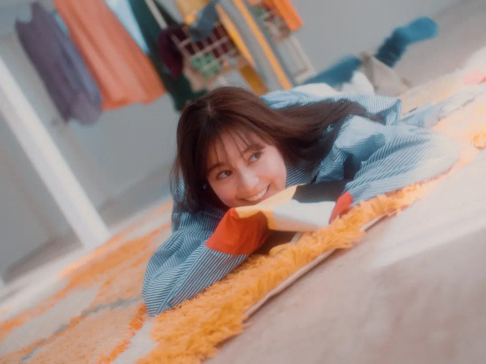 生田絵梨花「Laundry」