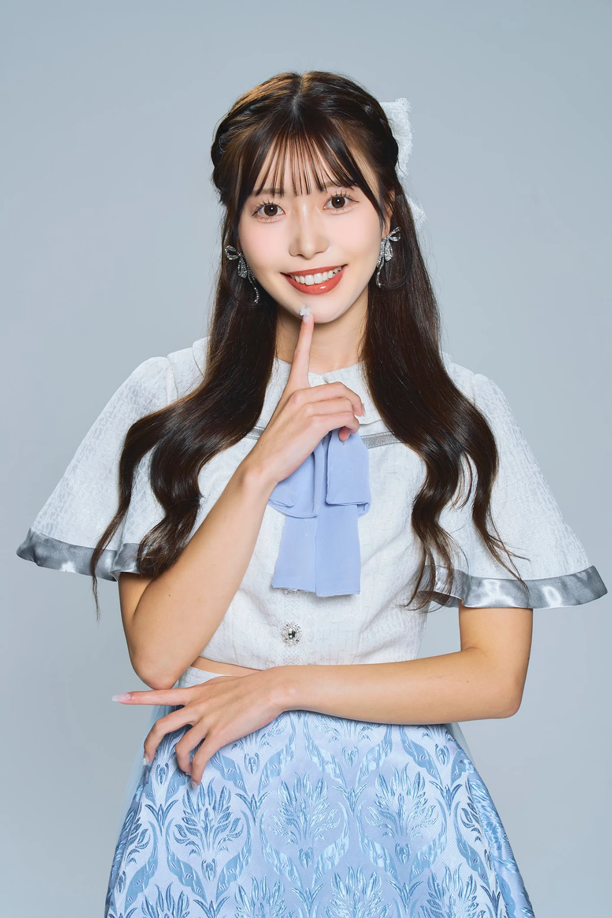 美月あやな
