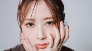 高柳明音、ピンク＆ブラウンメイクで透明感あふれる大人な雰囲気にファン大絶賛