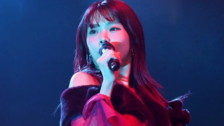 アイナ・ジ・エンド