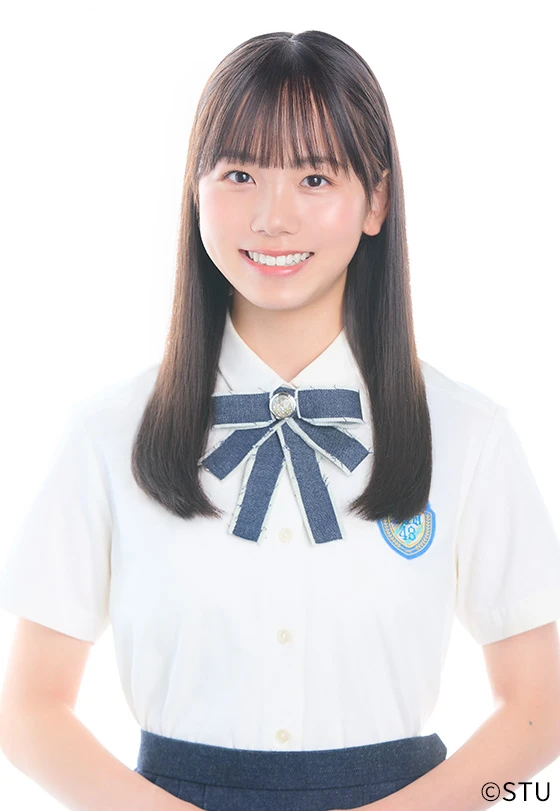 曽我部 あこ