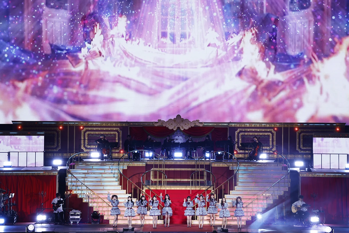 ＝LOVE8周年ツアー