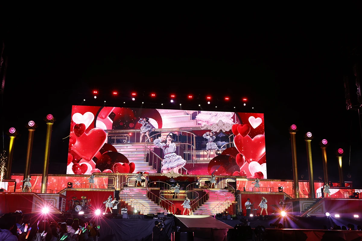 ＝LOVE8周年ツアー