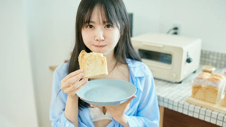 中村舞 1st写真集『嫌いの反対』