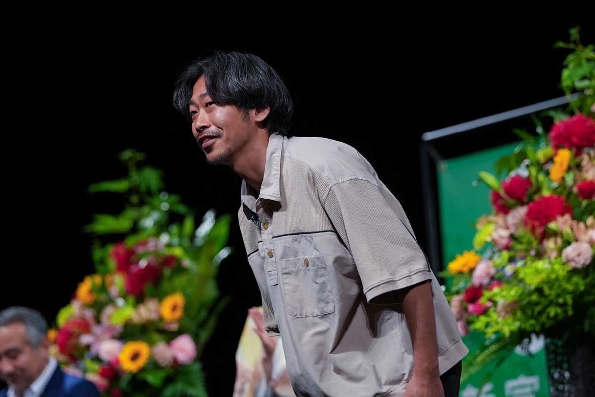 山本英