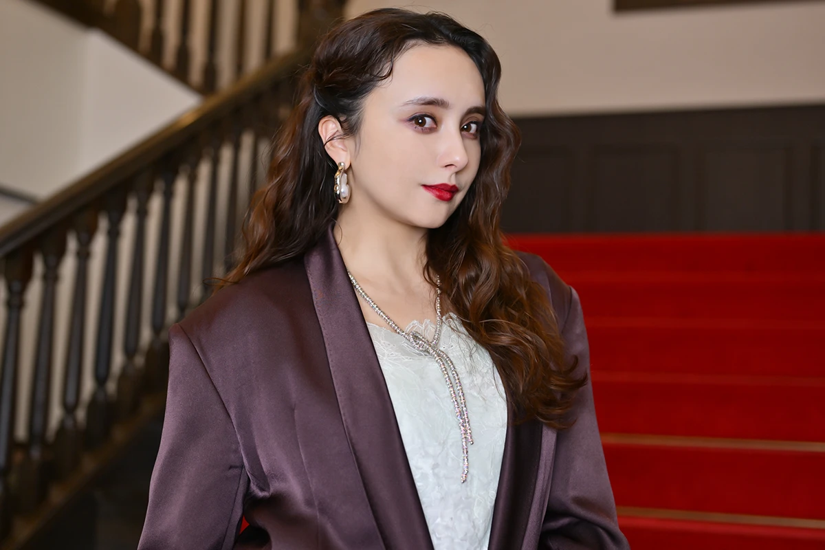 石田ニコル
